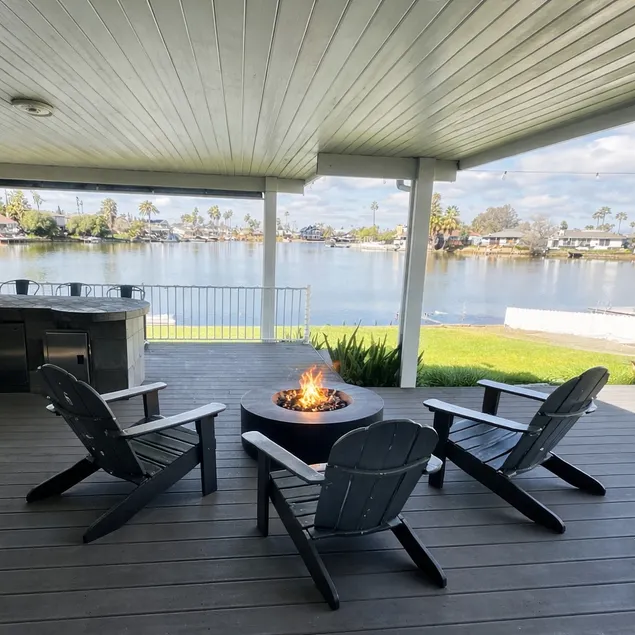 Dondave Lake House - Image 1