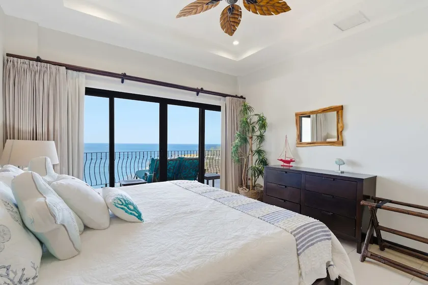 Wake Up to the Pacific, Concierge Included - Image 1