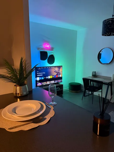 Le Petit Refuge, Netflix - 3 min gare Oullins - Image 1