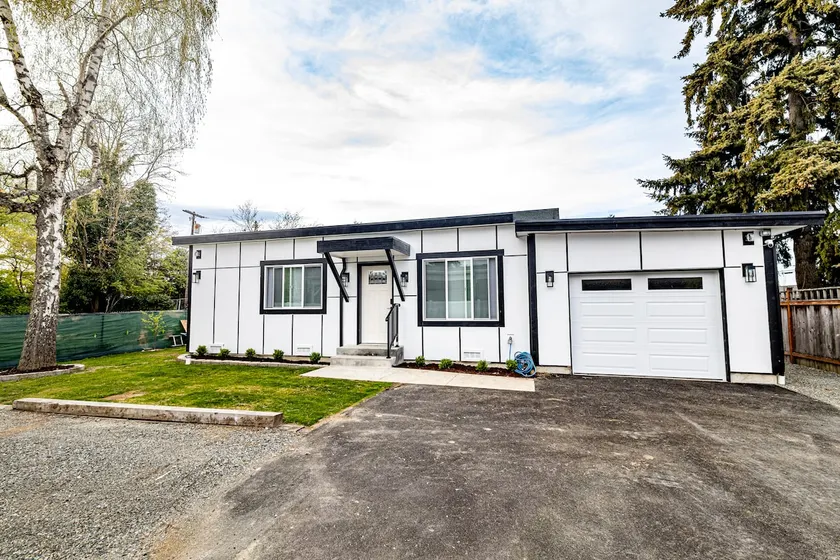 Brand New House 2026 Near Seattle & Airport - Image 1