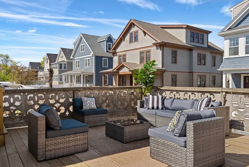 Large 6BR Boston-Area Residence • Near MIT & Tufts - Image 1