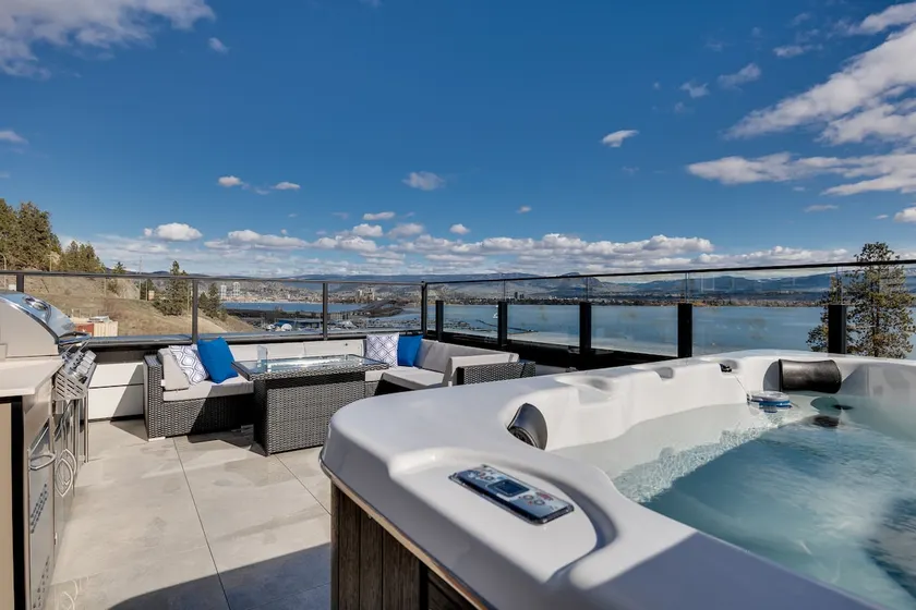 Coastal Retreat w/ Rooftop Hot Tub/Private Beach - Image 1