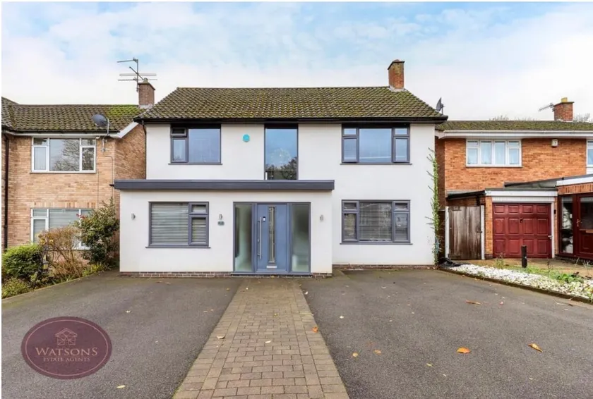 4 Bedroom, Two Reception Rooms, High Specification - Image 1