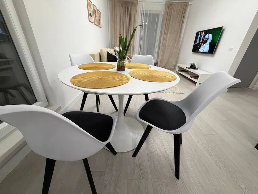Apartament Ploiești white - Image 1