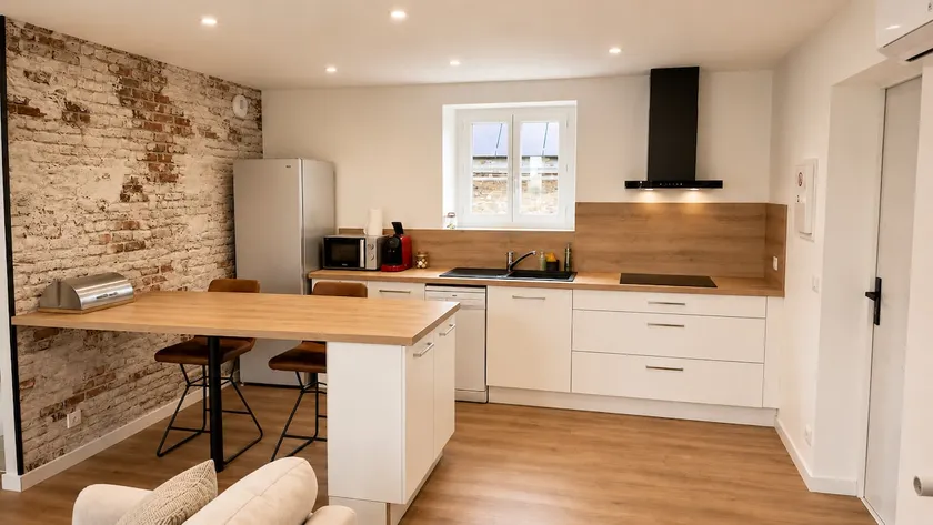Modern chic apartment, comfort and elegance - Image 1