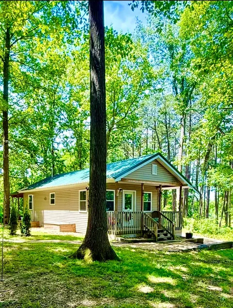Clover Woods - Image 1