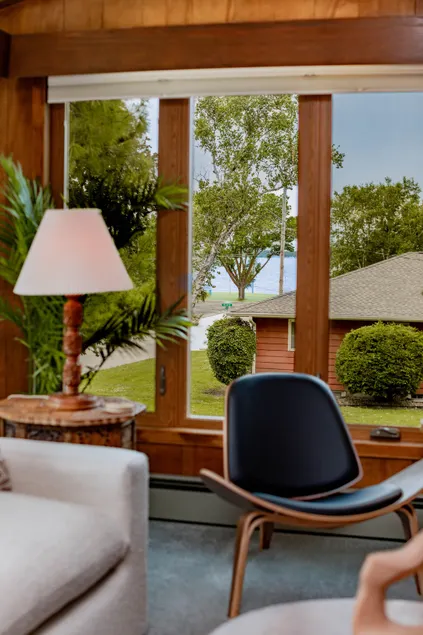 Family Lake Retreat | Walk to beach + Firepit - Image 1