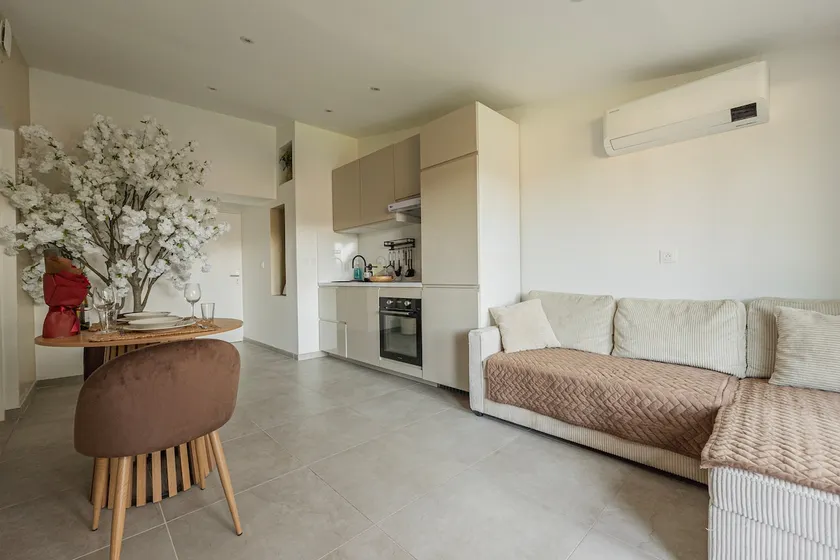Suite • Private Jacuzzi • Home Theater - Image 1