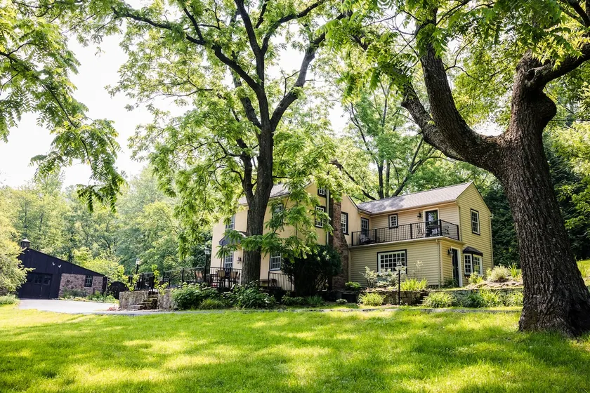 Historic Chester County PA Farmhouse | Sleeps 10 - Image 1
