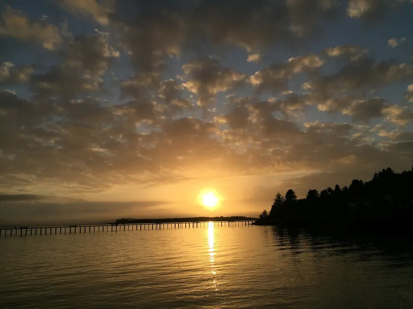 Garibaldi's Best! On the shore of Tillamook Bay! - Image 1