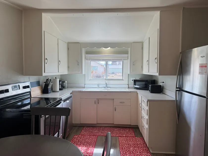 Mildred and Van's House - Image 1