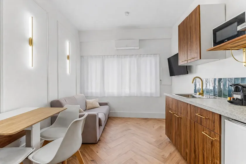 Sublime brand-new studio with air conditioning - Image 1