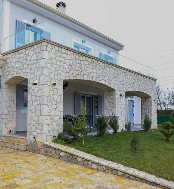 Cosy 3BR Villa Near Airport · Tirana - Image 1