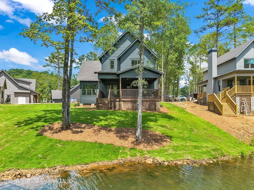 Pine Cove Lake Martin Sleeps 10 - Lakefront - Image 1