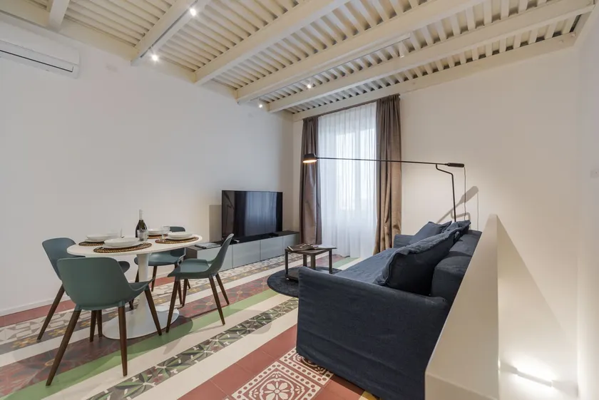 Policastro Homes by Letstay - Image 1