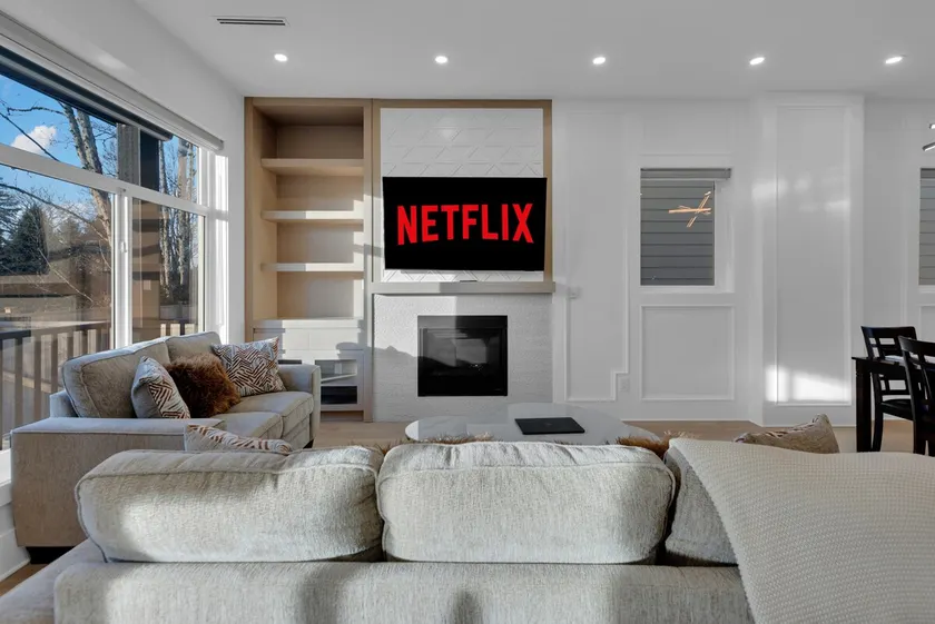 Easy Highway Access | Theatre Room | King Bed - Image 1