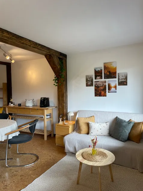 Lota vacation rental in the countryside with mountain views - Image 1