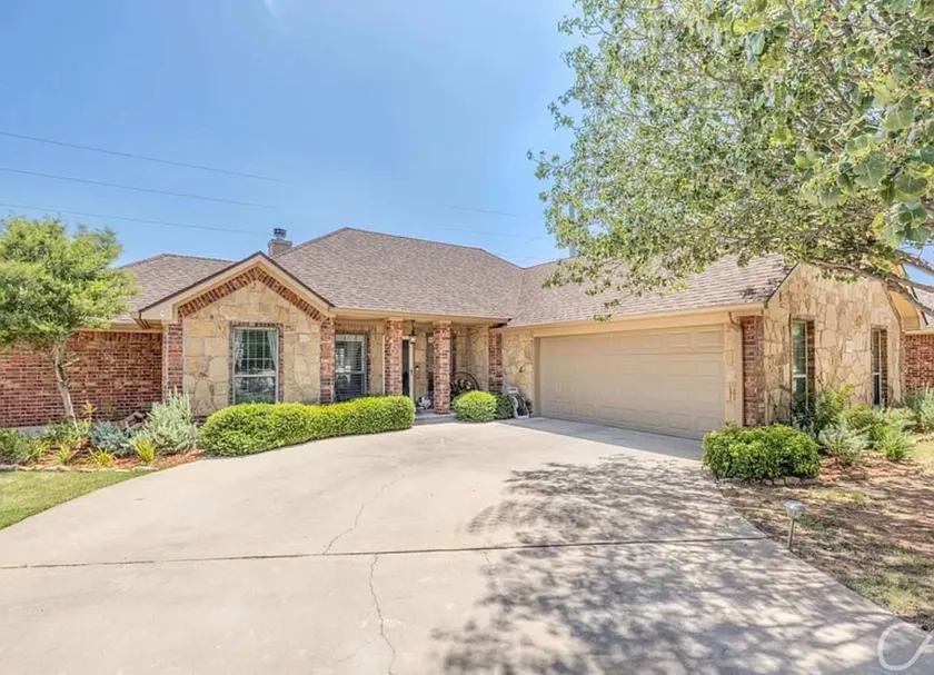 Skyline Estates 4/2 long & short term welcome - Image 1