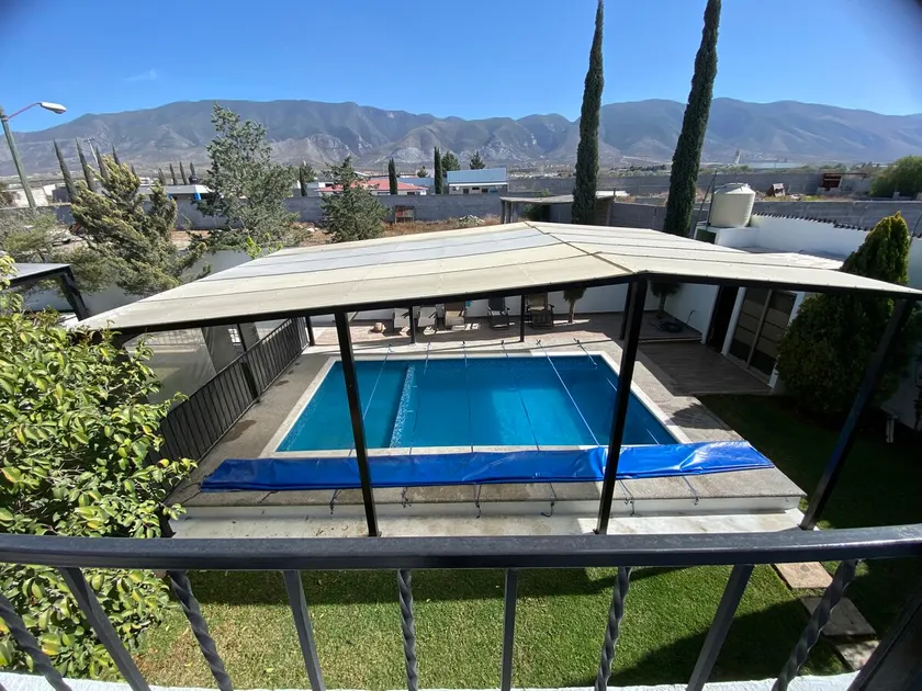 Casa con alberca - Image 1