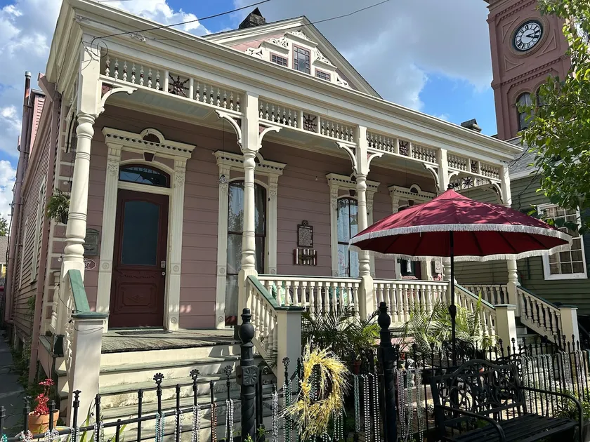 Hardy House On the River - Image 1