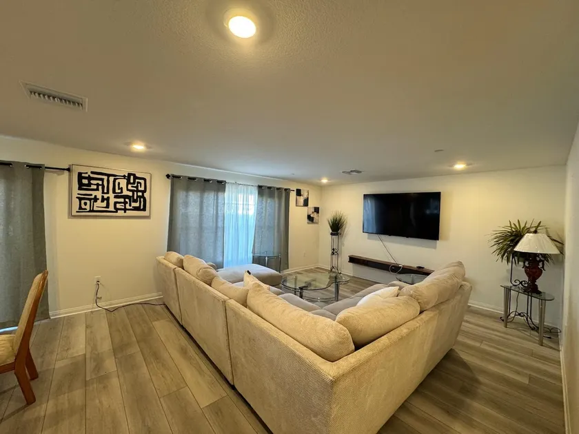 5BR San Jacinto Retreat Sleeps 10+ Family-Friendly - Image 1