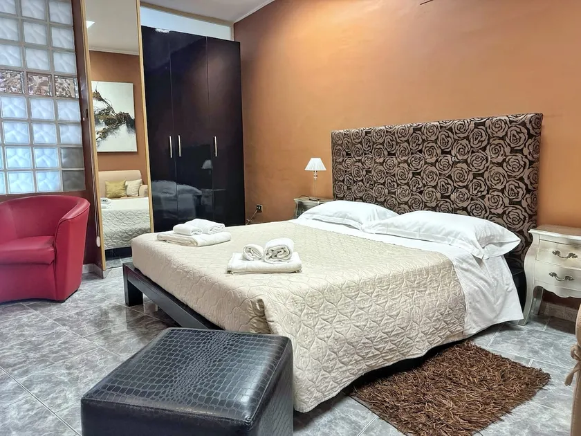 Comfortable “San Peter” Apartment • Within walking distance of the center - Image 1