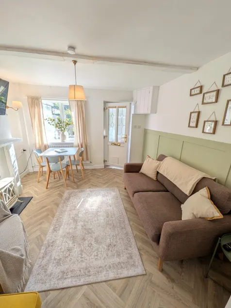Holly Cottage in the heart of Sherwood Forest - Image 1
