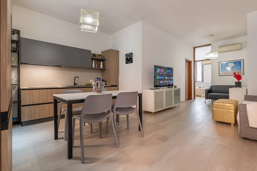 Domus Aurum 5*: Unique & Distinctive Flat - No ZTL - Image 1