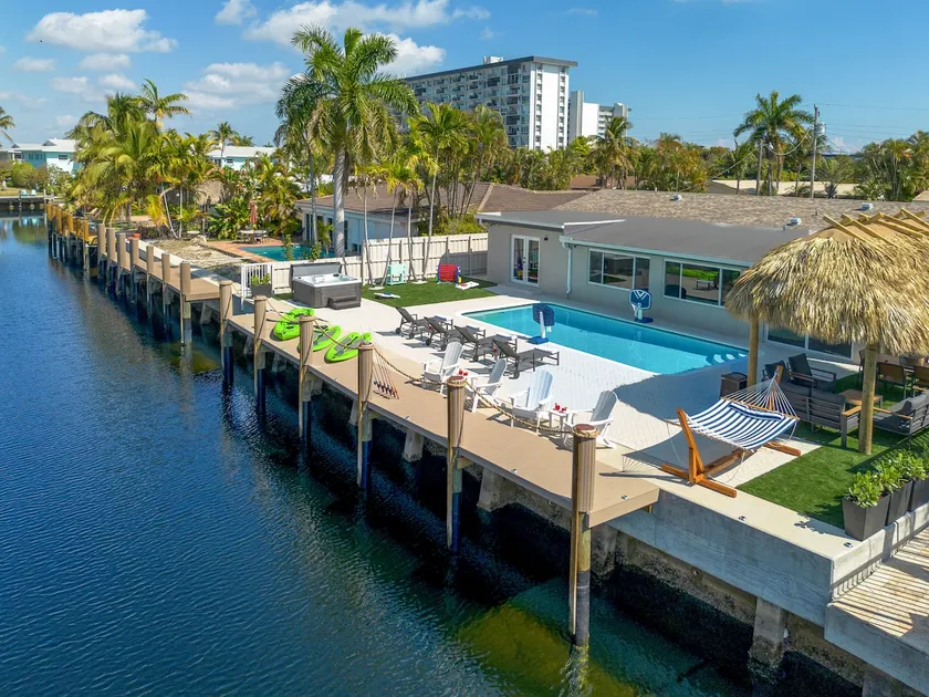 GoldenCove 2mi BEACH+GOLFcart+HTDpool+Boat Rental! - Image 1