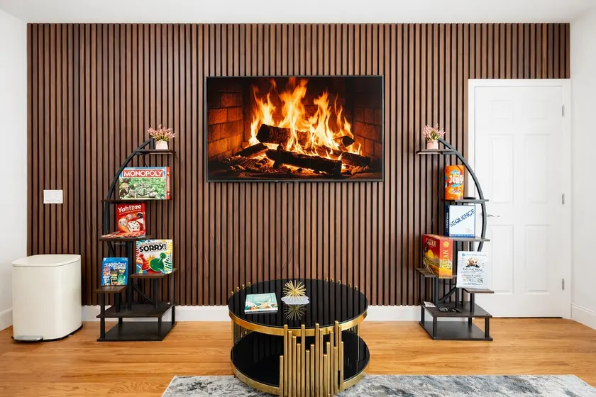 LUXE 3BR Penthouse|Rooftop|Game Room|Near NYC, WTC - Image 1