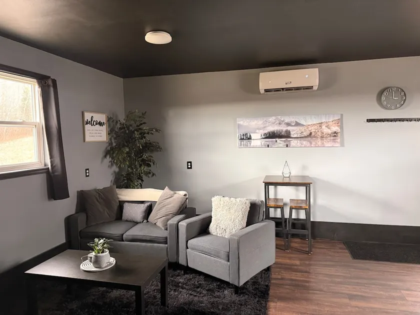 The Cozy Corner - Image 1