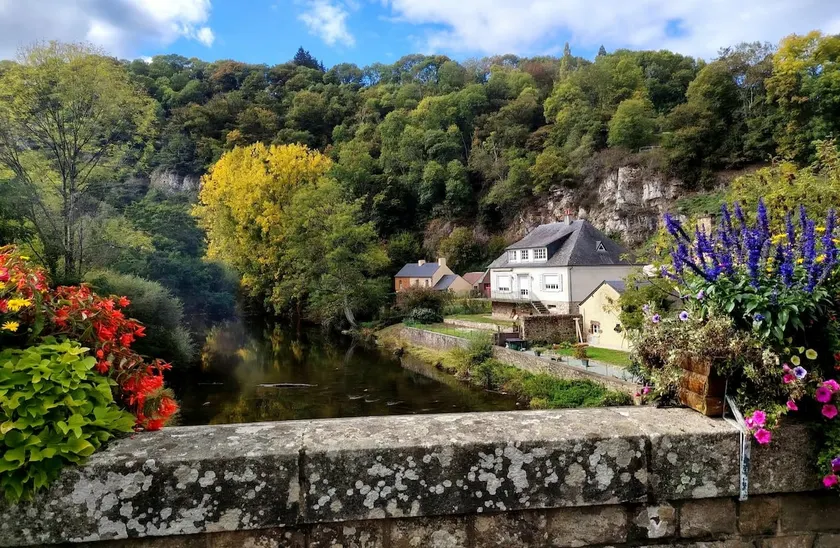 Gîte de la Vallée in the heart of the Mancelles Alps - Image 1