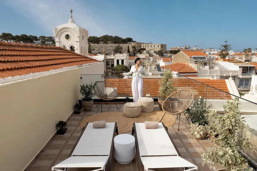 Mikio House, Design Stay with Rooftop Cinema - Image 1
