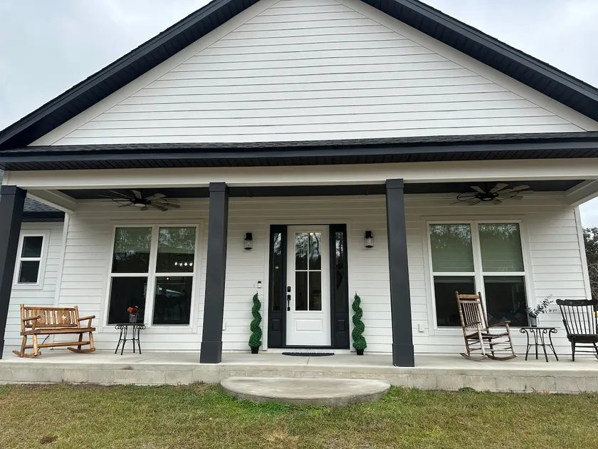 New Construction 3-BR Farmhouse in Wellborn, FL - Image 1
