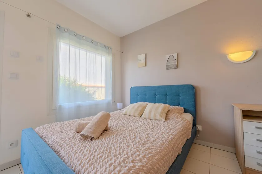 Blue Flag Apart-Hotel Kiwi Residence - Image 1