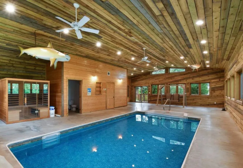 Fairway Lake Retreat - Image 1