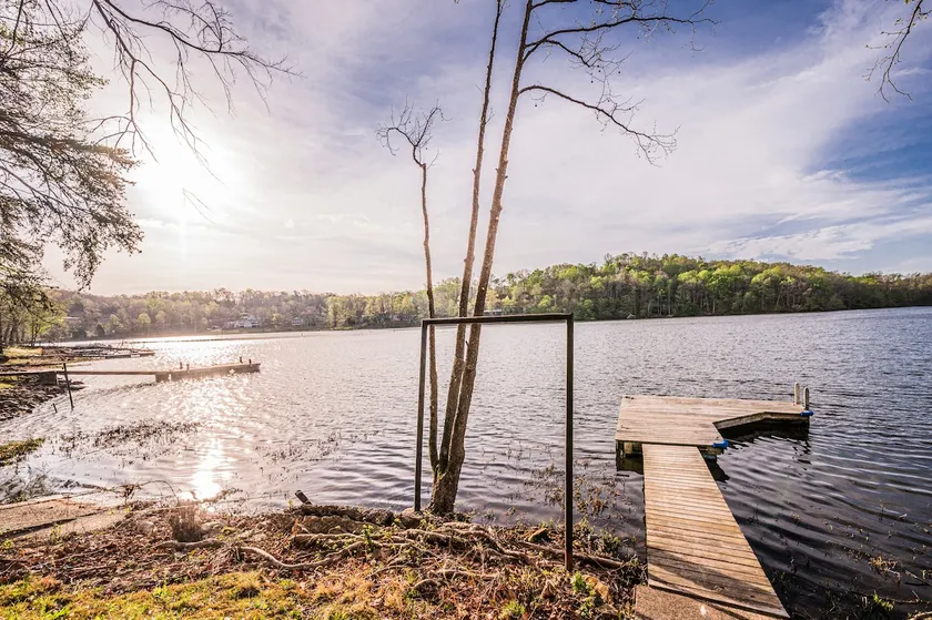 Vacation Hideaway Lakehouse - Image 1