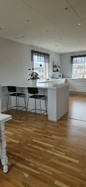 Villa with proximity to most things - Image 1