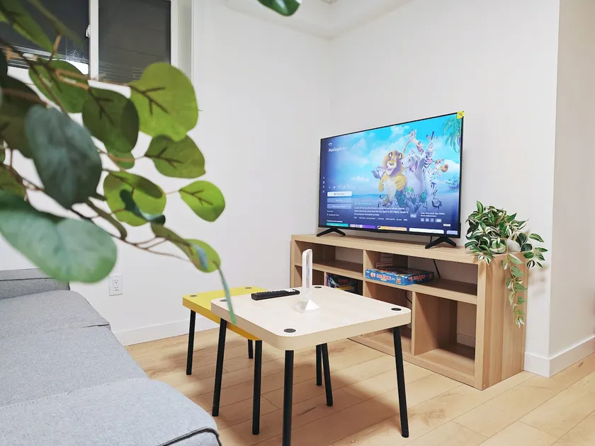 98B-Urban Calm Suite - Image 1