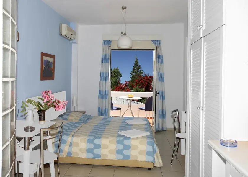 Antigoni Apartment | Near Beach & Town - Image 1