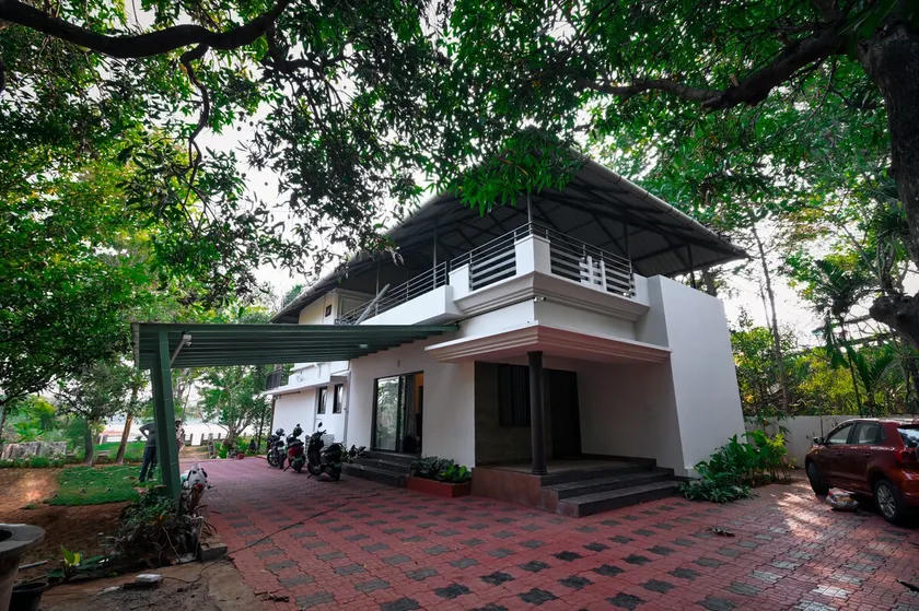 Home at Confluence of Periyar and Manjali Rivers - Image 1