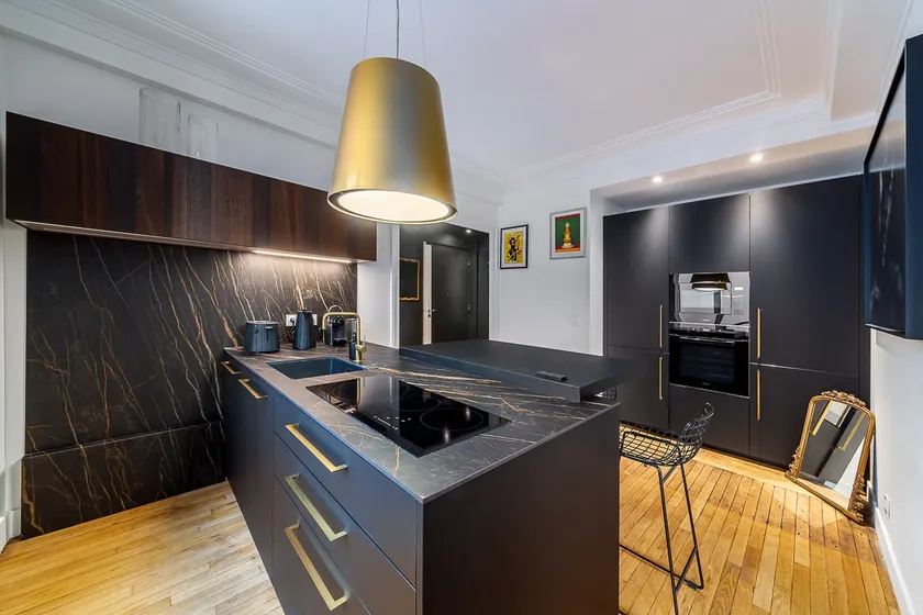 Stunning 2BR · Marble & Gold · Arc de Triomphe - Image 1