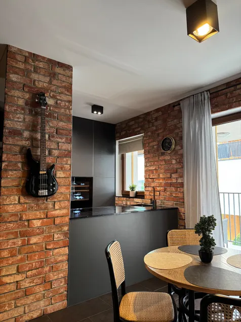 Sunset Loft - Image 1