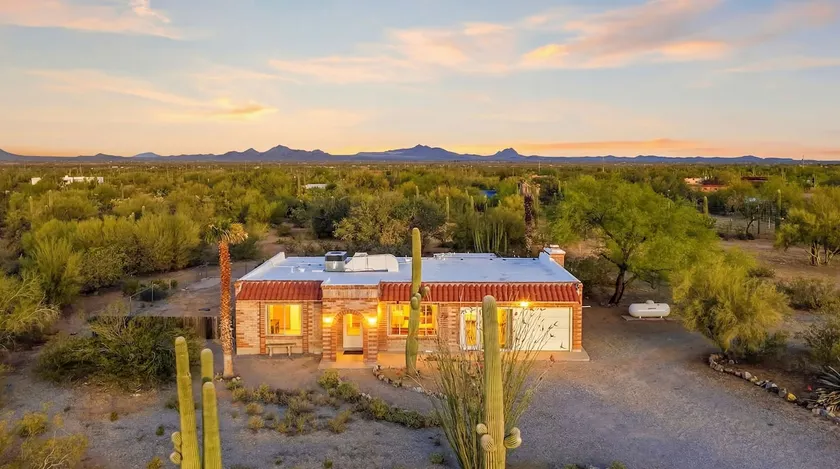 Pvt 3-Acre Desert Eco-Retreat w/ Saguaro NP Views - Image 1