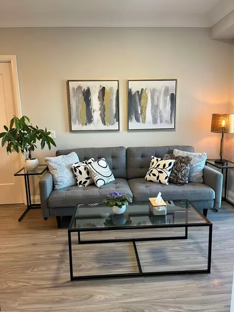 Cozy stylish new 2 bed 2bath condo - Image 1