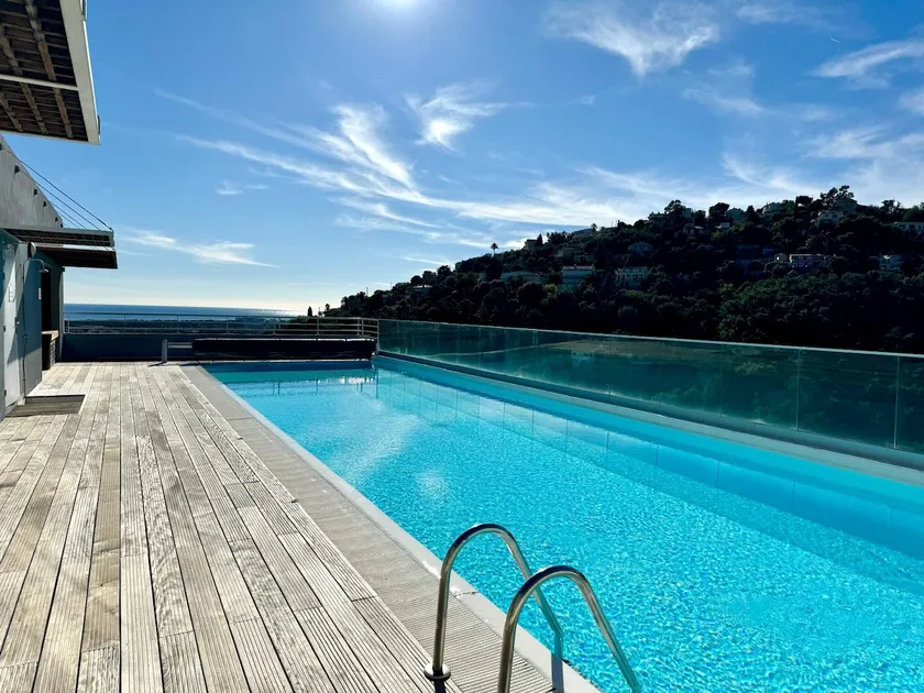 Unique panoramic view, luxury residence sea view - Image 1