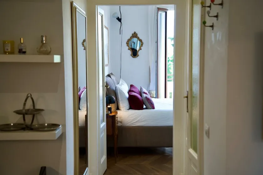 Elegant period house in La Maggiolina - Image 1