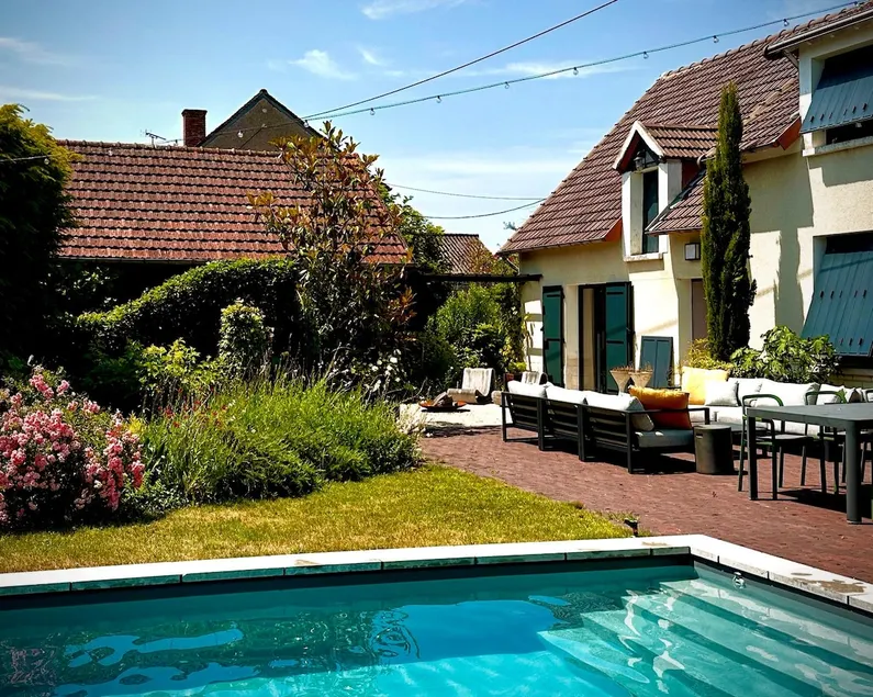 Maison Montchenu élégance et piscine 8 pers - Image 1