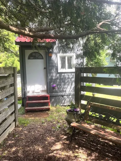 Tiny Home - Image 1
