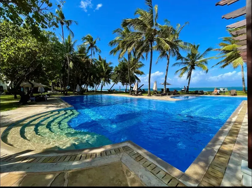 Lantana Galu Beach - Image 1